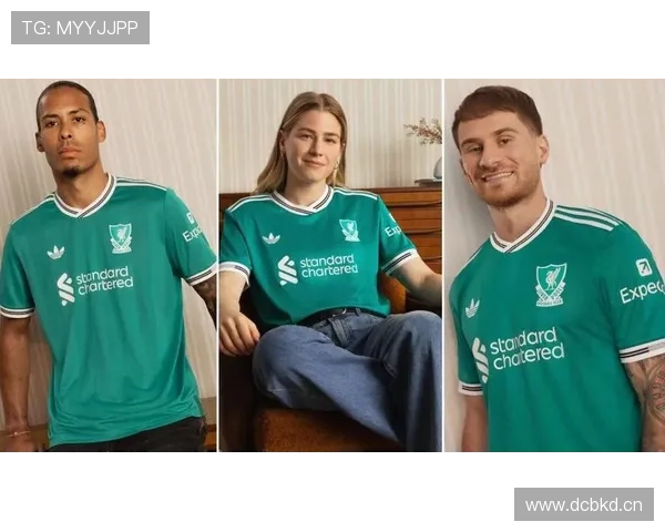利物浦复古球衣发布福勒再亮相