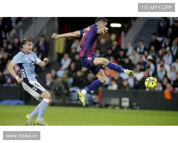 加盟巴萨后第二次,莱万前7轮西甲已经打进7球